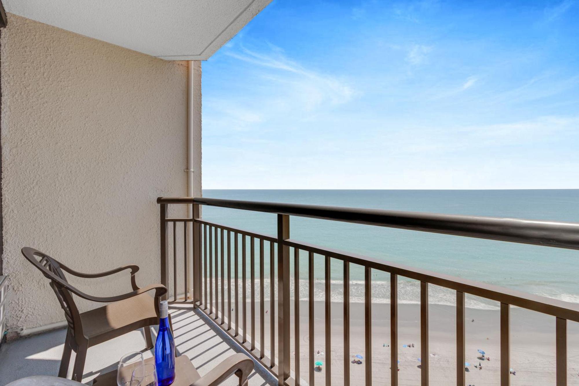 Oceanview Studio Escape With Beach Steps Away! 1828 Myrtle Beach Exteriör bild
